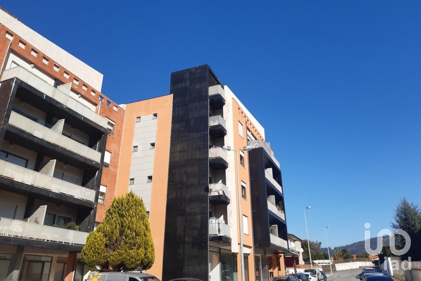 Apartamento T4 em Nogueira, Fraião E Lamaçães de 150 m²