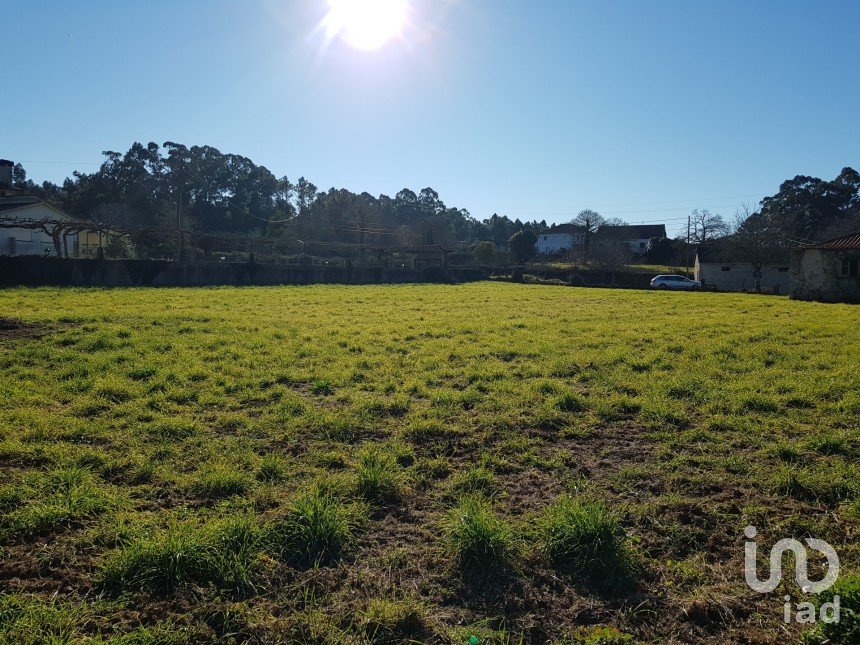 Terreno em Campos e Vila Meã de 1 214 m²