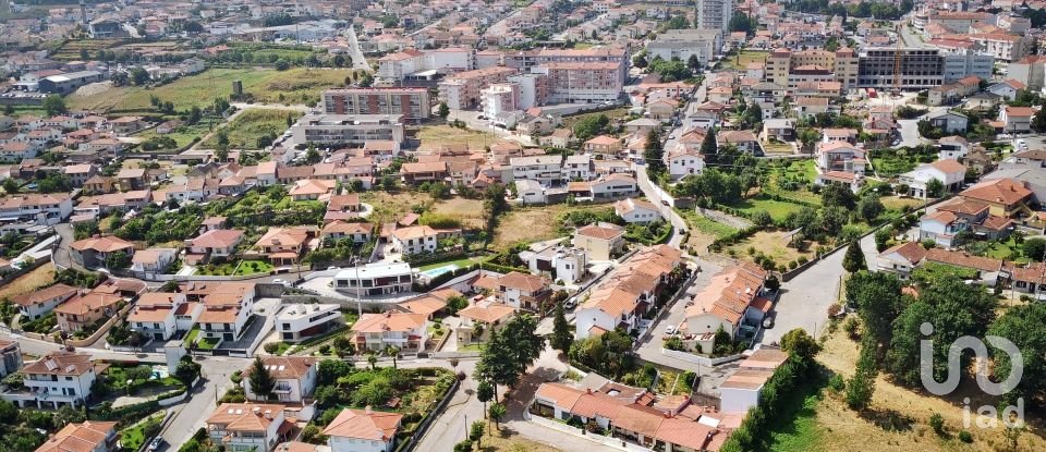 Terreno para construção em Fafe de 1 559 m²