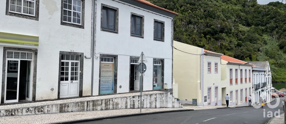 Maison T6 à Calheta de 470 m²