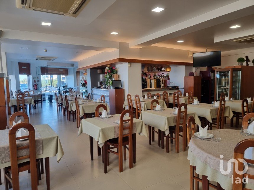 Restaurante em Silveira de 252 m²