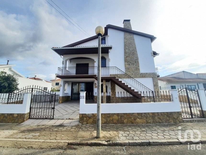 Casa / Villa T4 em Bombarral e Vale Covo de 230 m²