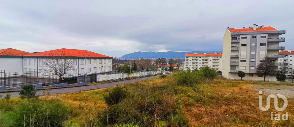 Terreno em Darque de 200 m²