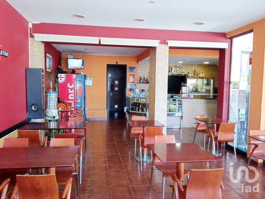 Restaurante em Santa Marta de Portuzelo de 210 m²