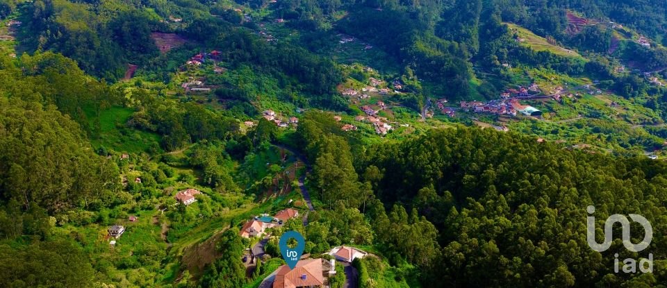 Ferme T8 à Santo António da Serra de 960 m²