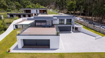 Maison T6 à Areosa de 290 m²