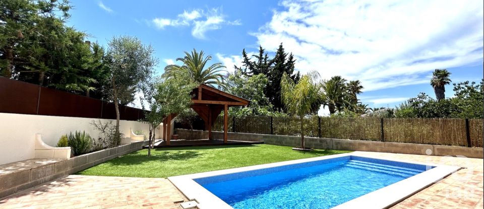 House T2 in Alcantarilha e Pêra of 150 m²