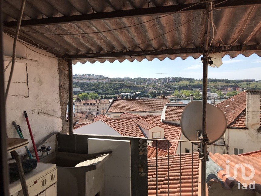 Apartment T1 in Coimbra (Sé Nova, Santa Cruz, Almedina e São Bartolomeu) of 60 m²