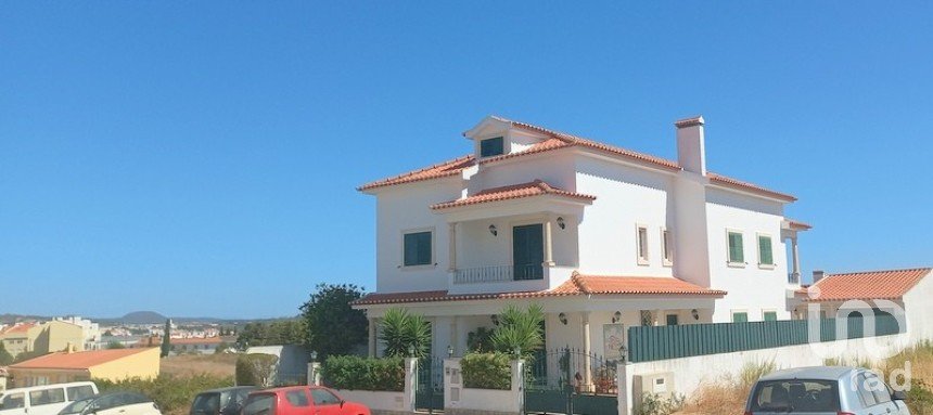 Casa T7 em Alenquer (Santo Estêvão e Triana) de 374 m²