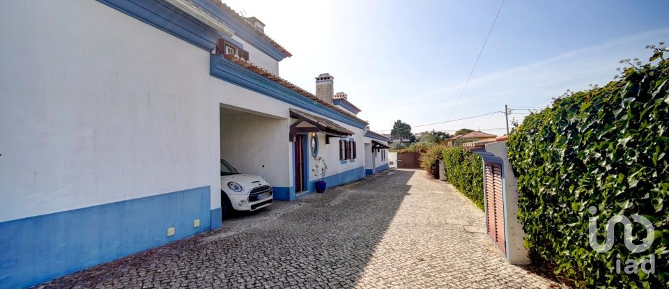 House T3 in Sesimbra (Castelo) of 104 m²