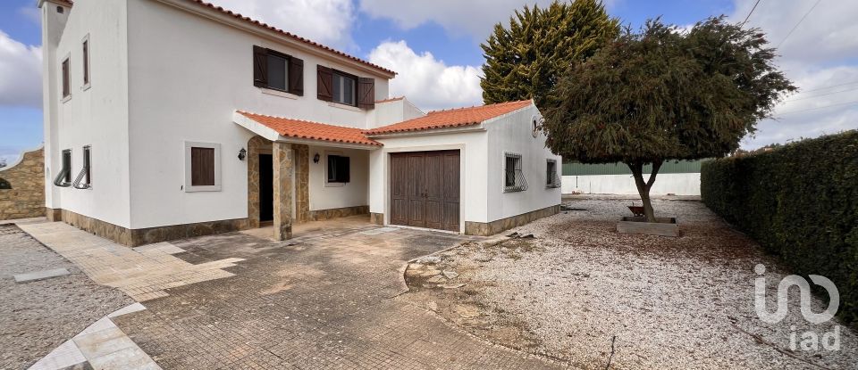 Casa / Villa T3 em Mafra de 217 m²