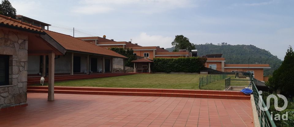 Casa T5 em Antas de 486 m²