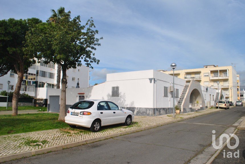 Casa / Villa T3 em Quelfes de 51 m²