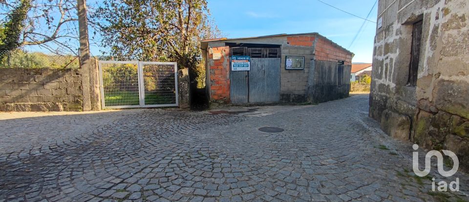 Parque de Estacionamento / Garagem / Box em Moledo de 115 m²