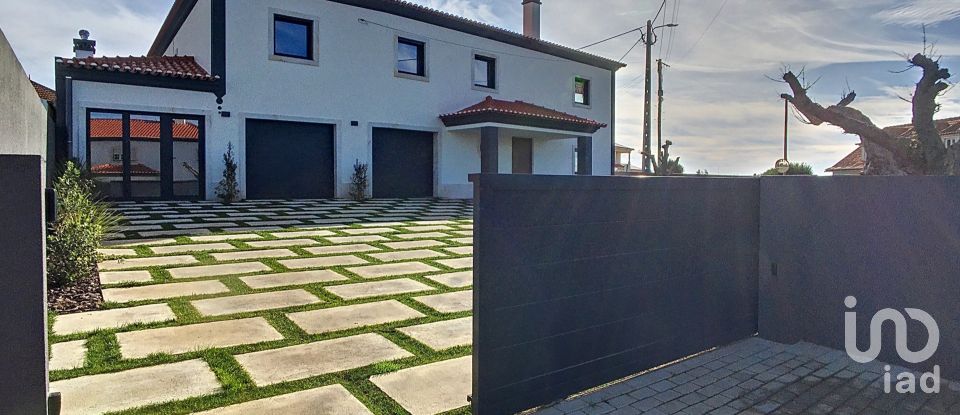 Casa / Villa T6 em Silveira de 330 m²