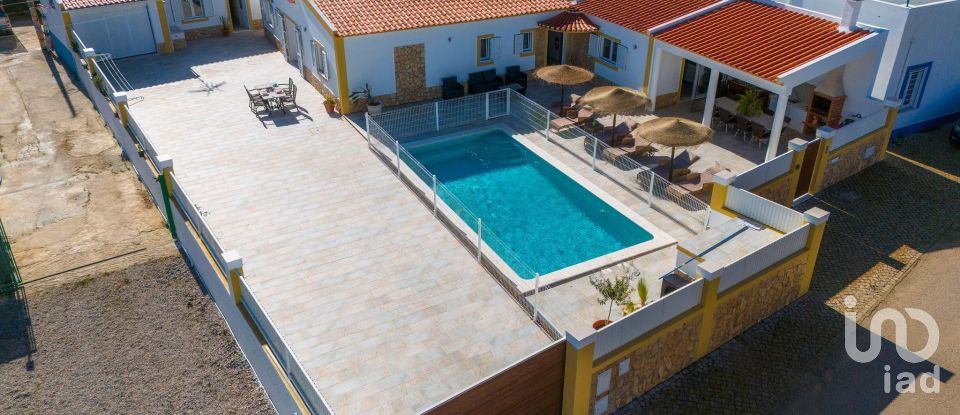 Casa / Villa T5 em Vila Nova de Cacela de 244 m²