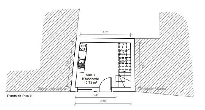 Loja / Estabelecimento Comercial em Loulé (São Sebastião) de 18 m²