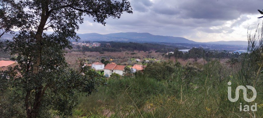 Terreno em Gandra e Taião de 2 480 m²