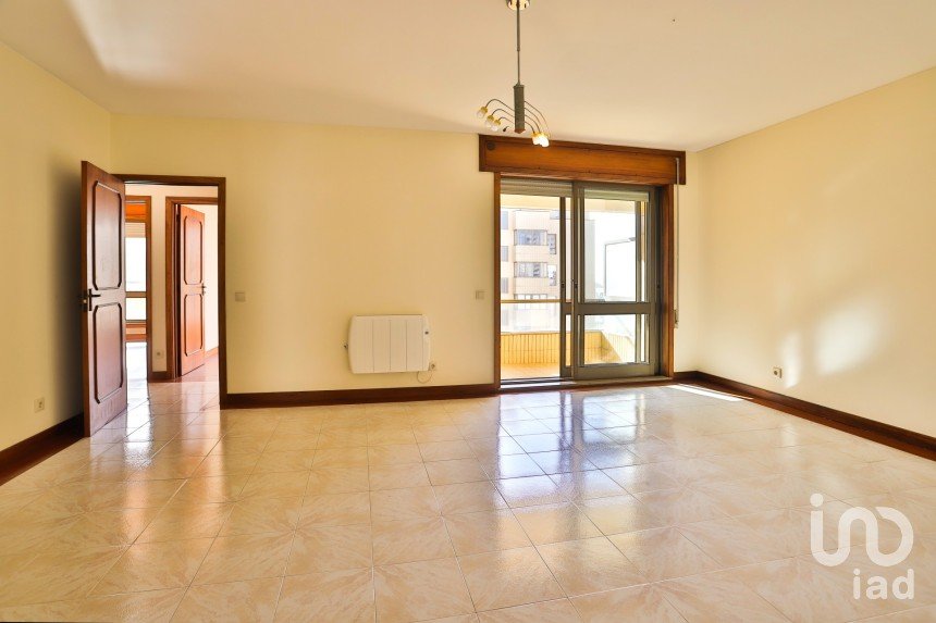 Apartamento T3 em Espinho de 141 m²