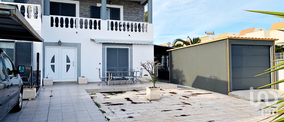 Casa / Villa T4 em Moncarapacho e Fuseta de 200 m²