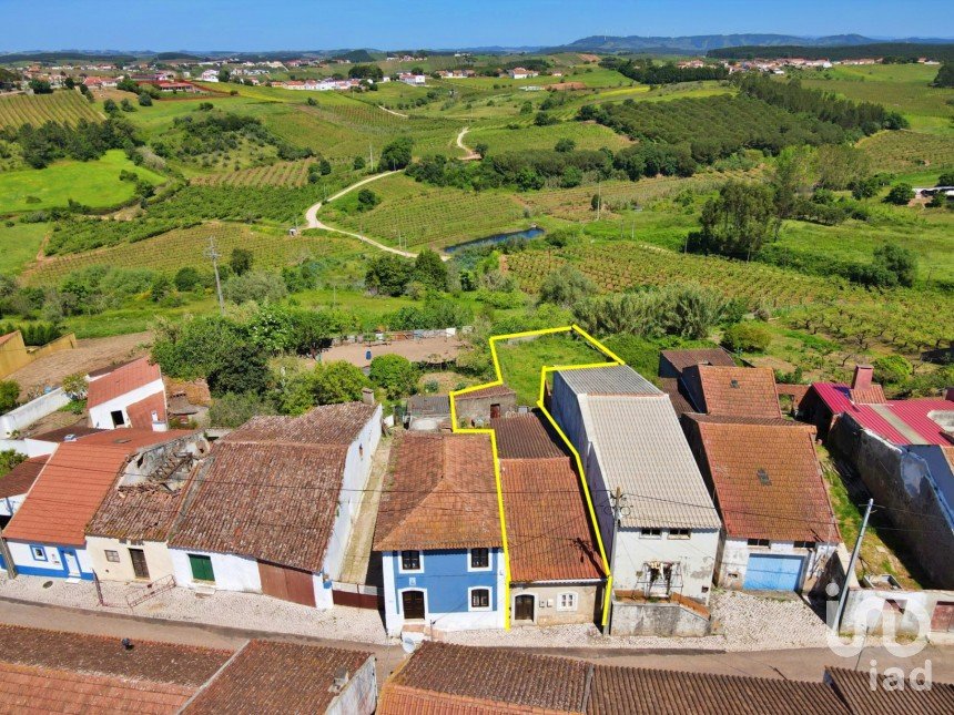 Village house T3 in Lamas e Cercal of 100 m²