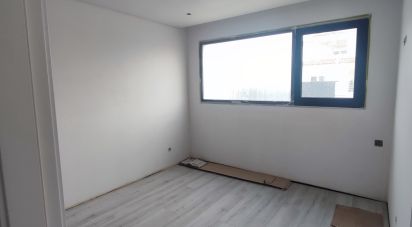 Habitação T4 em Parceiros e Azoia de 230 m²