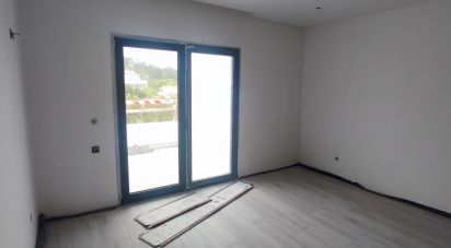 Habitação T4 em Parceiros e Azoia de 230 m²