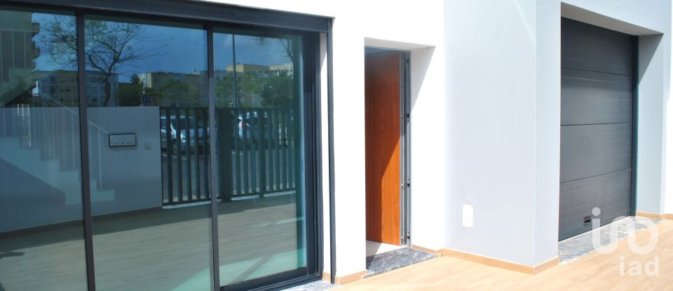 House T3 in Olhão of 141 m²