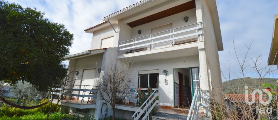 Traditional house T5 in Miranda do Corvo of 247 m²