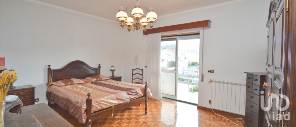 Traditional house T5 in Miranda do Corvo of 247 m²