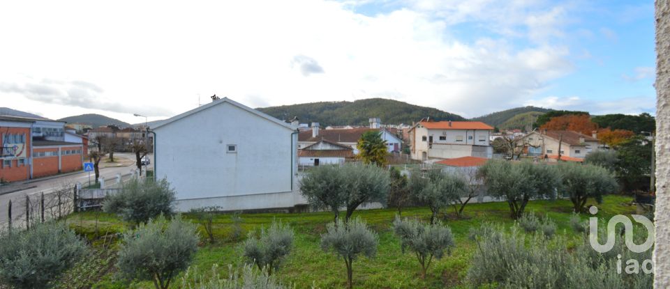 Traditional house T5 in Miranda do Corvo of 247 m²