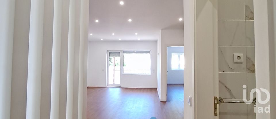 Apartment T2 in Cedofeita, Santo Ildefonso, Sé, Miragaia, São Nicolau e Vitória of 92 m²