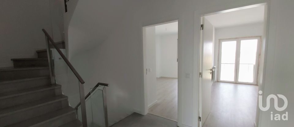 Maison T3 à Silveira de 300 m²