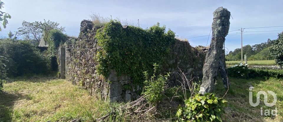 Ferme T3 à Candemil e Gondar de 250 m²