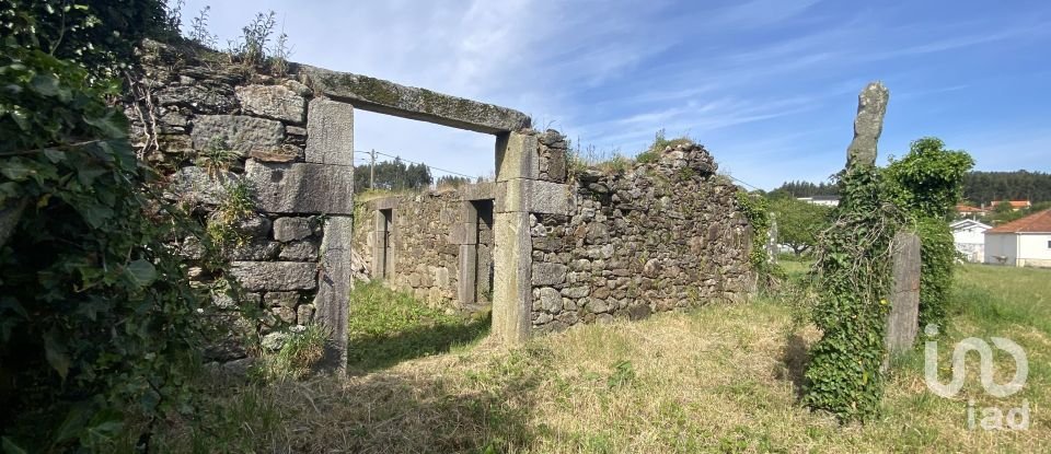 Ferme T3 à Candemil e Gondar de 250 m²