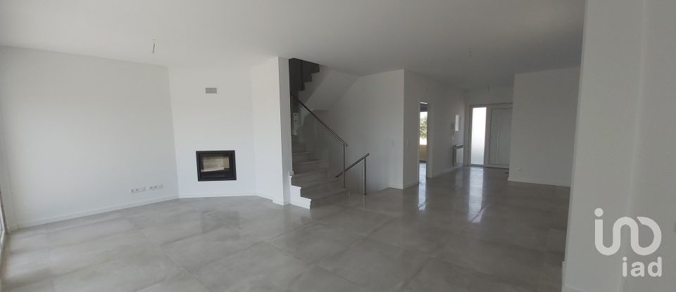 Maison T3 à Silveira de 300 m²