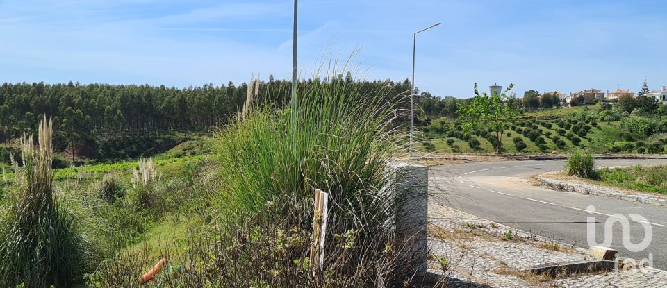 Terreno em Caldas da Rainha - Santo Onofre e Serra do Bouro de 448 m²