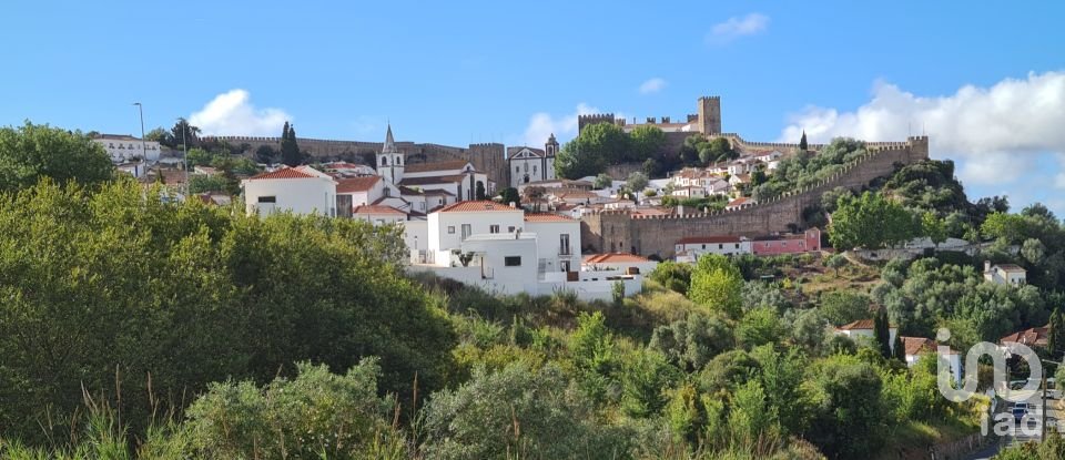 Terrain à Caldas da Rainha - Santo Onofre e Serra do Bouro de 448 m²