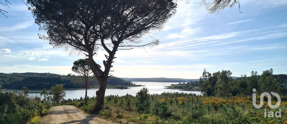 Terrain à Caldas da Rainha - Santo Onofre e Serra do Bouro de 448 m²