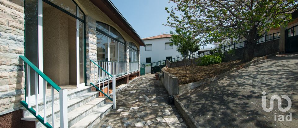 Village house T3 in Lousã e Vilarinho of 300 m²