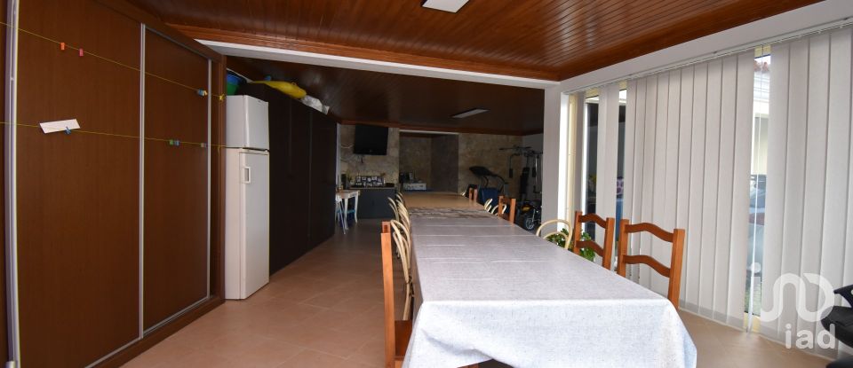 Casa tradicional T4 em Lamas de 578 m²