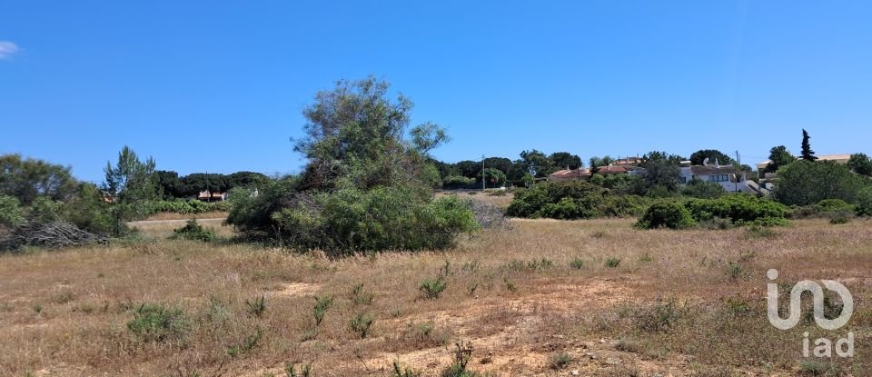 Terrain à Porches de 53 440 m²