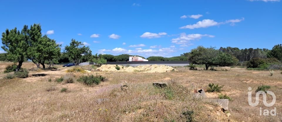 Terrain à Porches de 53 440 m²