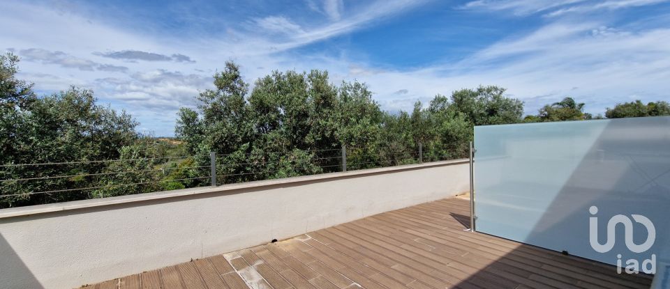 Studio T0 à Estômbar e Parchal de 58 m²