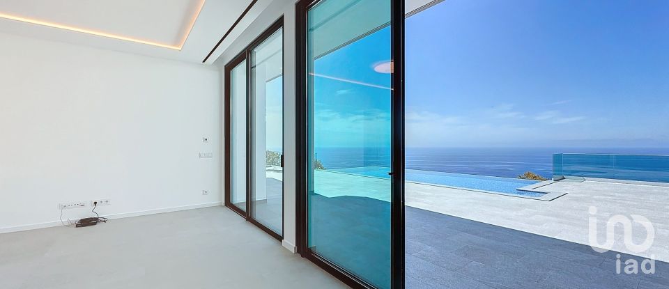 Casa / Villa T3 em Arco da Calheta de 200 m²