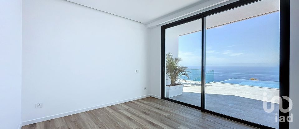 Casa / Villa T3 em Arco da Calheta de 200 m²