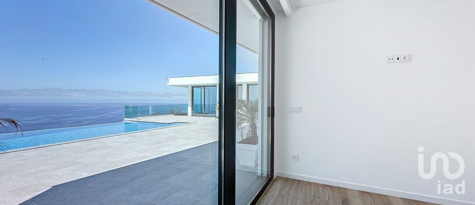 Casa / Villa T3 em Arco da Calheta de 200 m²