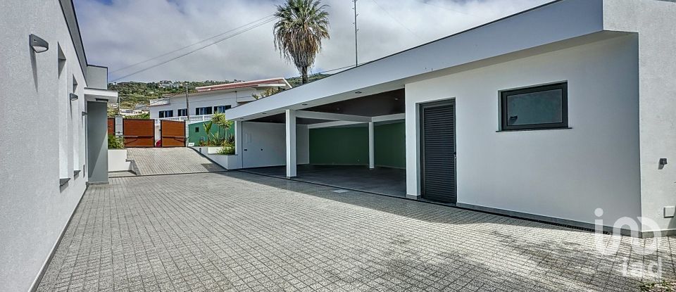 Casa / Villa T3 em Arco da Calheta de 200 m²