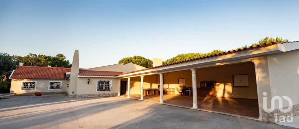 Ferme T4 à Quinta do Anjo de 515 m²