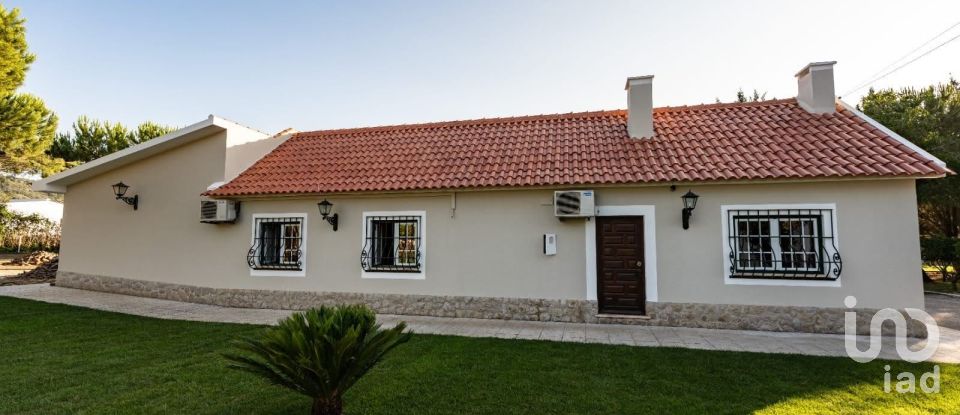 Ferme T4 à Quinta do Anjo de 515 m²